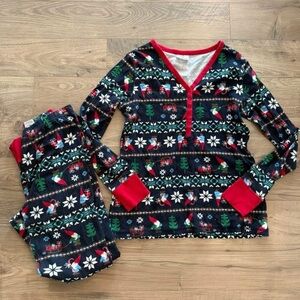 Womens Hanna Andersson Festive Gnome Pajama Set - Red, Green, and Blue